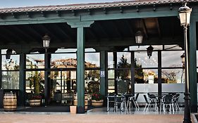 Complejo Enoturistico Finca La Estacada